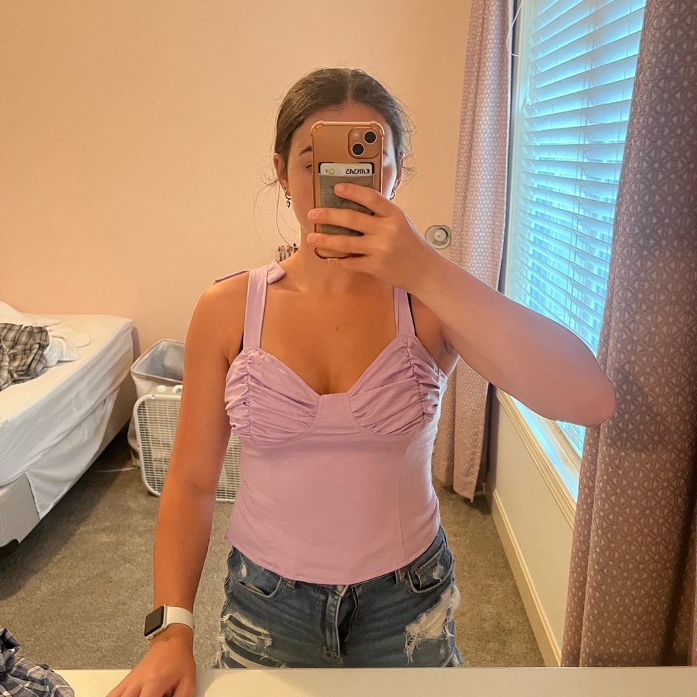 Light purple tank top